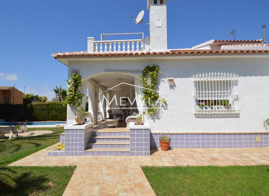 La villa con jardin