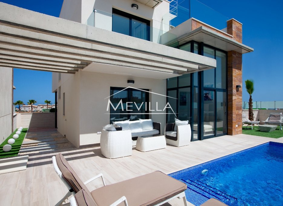 New built - Villa - Orihuela Costa - Lomas de Cabo Roig