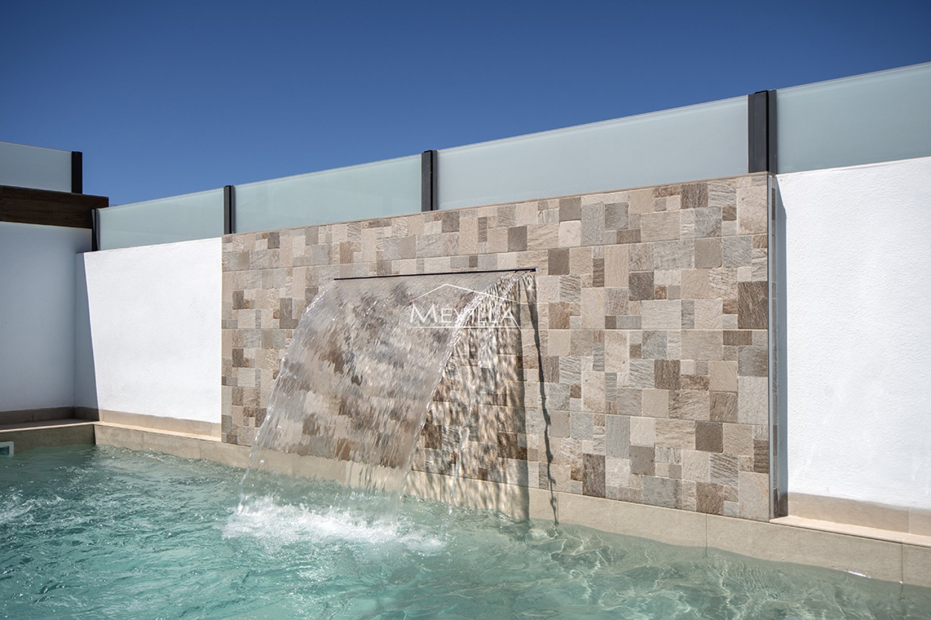 Obra nueva - Chalet / Villa - Benijófar