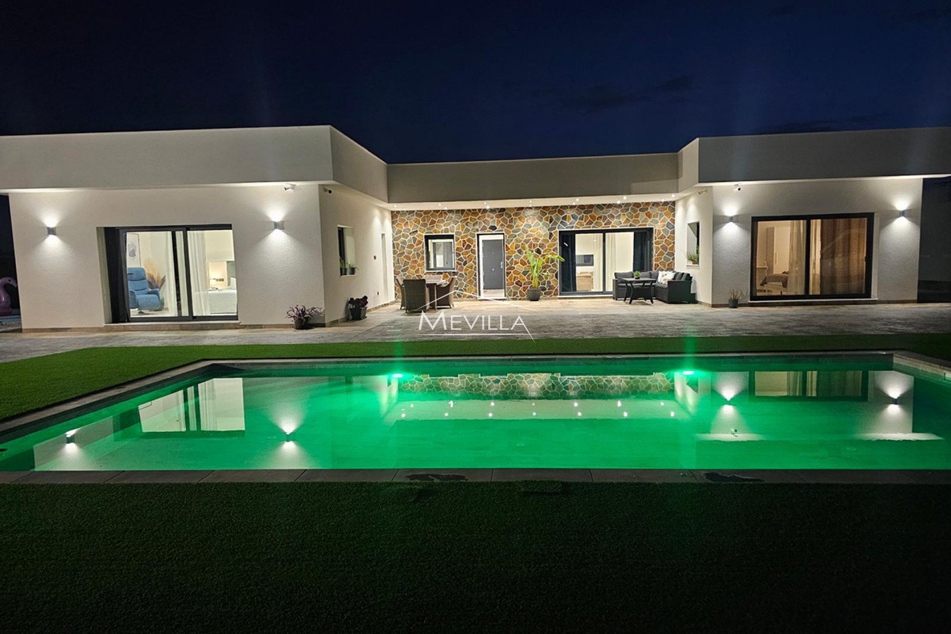 Obra nueva - Chalet / Villa - Guardamar / Ciudad Quesada / La Marina - La Marina