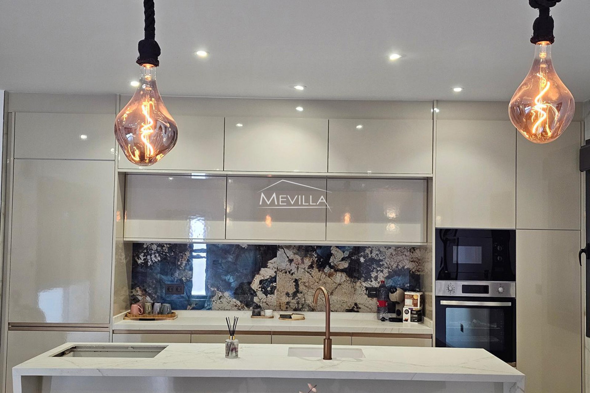 Obra nueva - Chalet / Villa - Guardamar / Ciudad Quesada / La Marina - La Marina