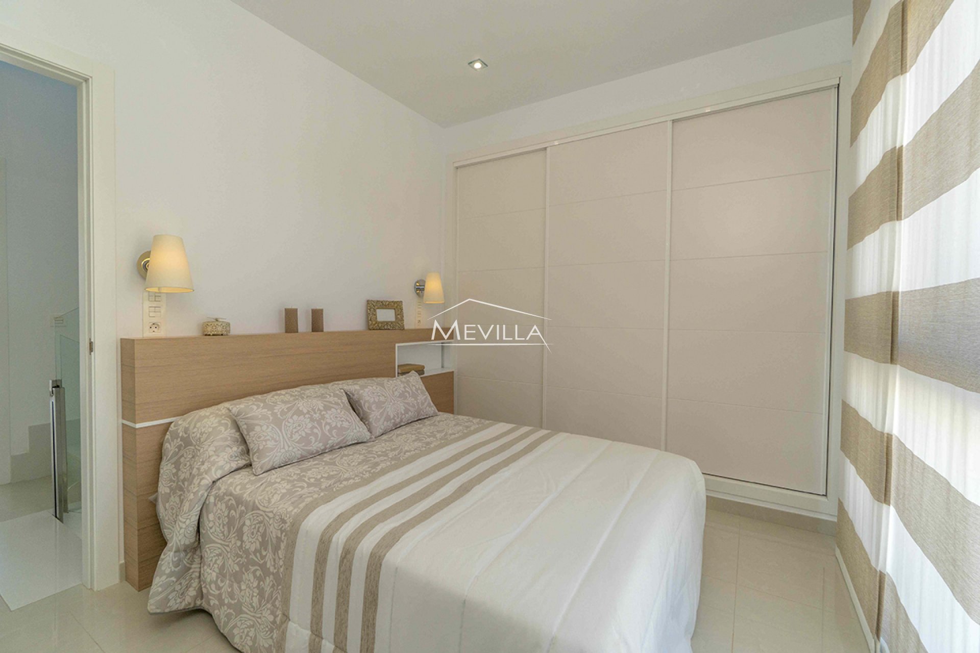Obra nueva - Chalet / Villa - Pilar de la Horadada - Torre de la Horadada
