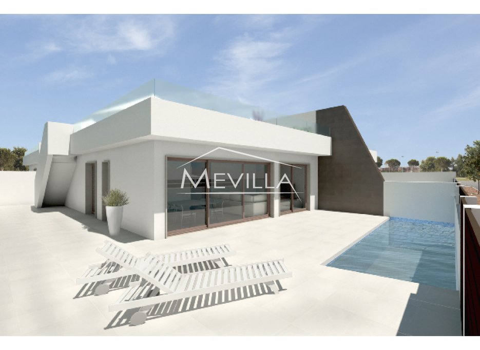Obra nueva - Chalet / Villa - Pilar de la Horadada