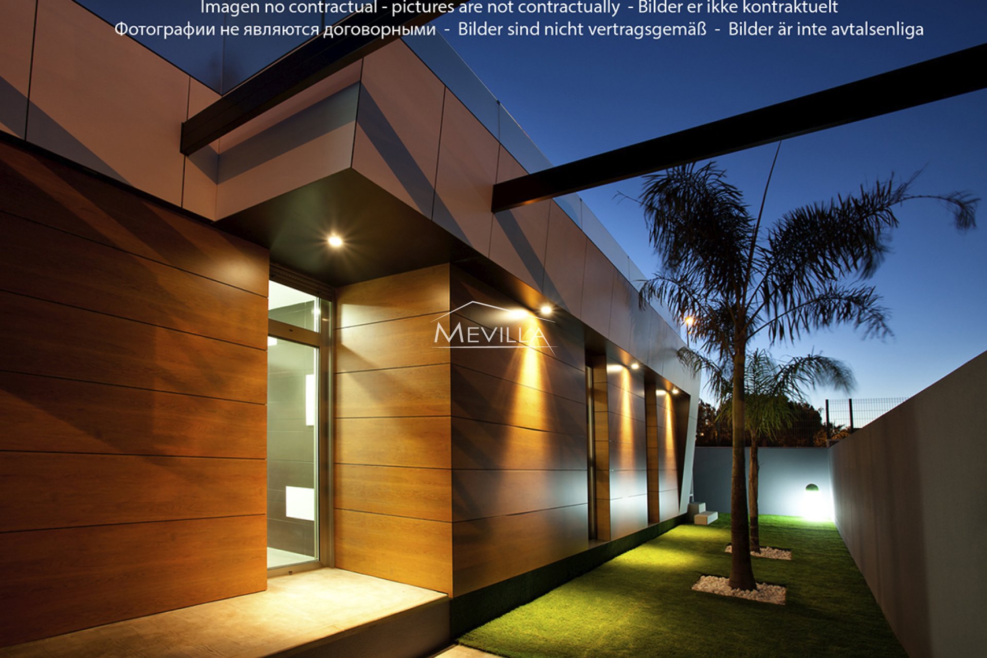 Obra nueva - Chalet / Villa - Pilar de la Horadada