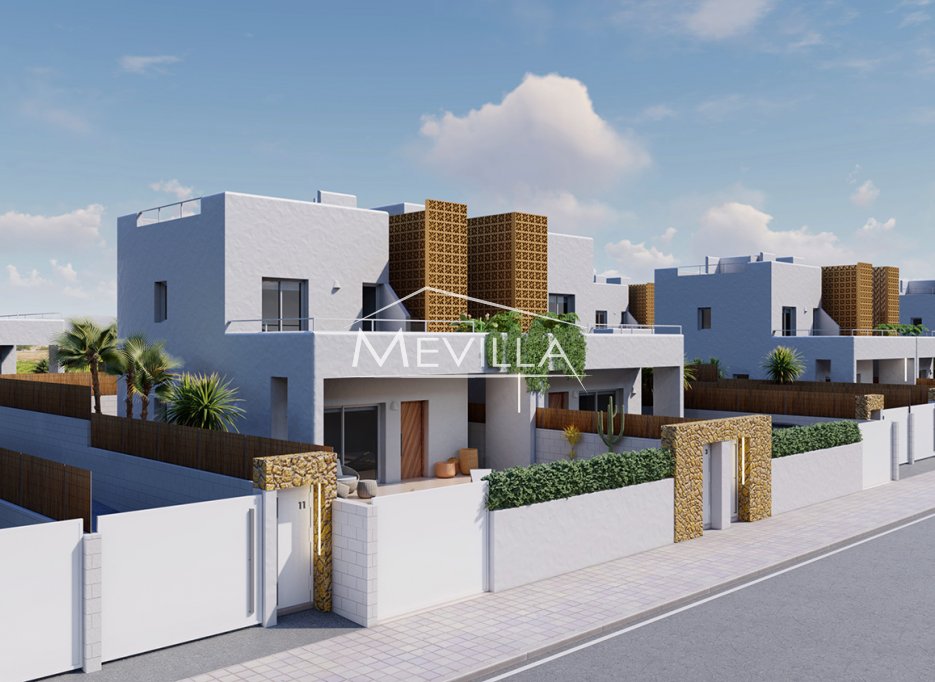 Obra nueva - Chalet / Villa - Pilar de la Horadada