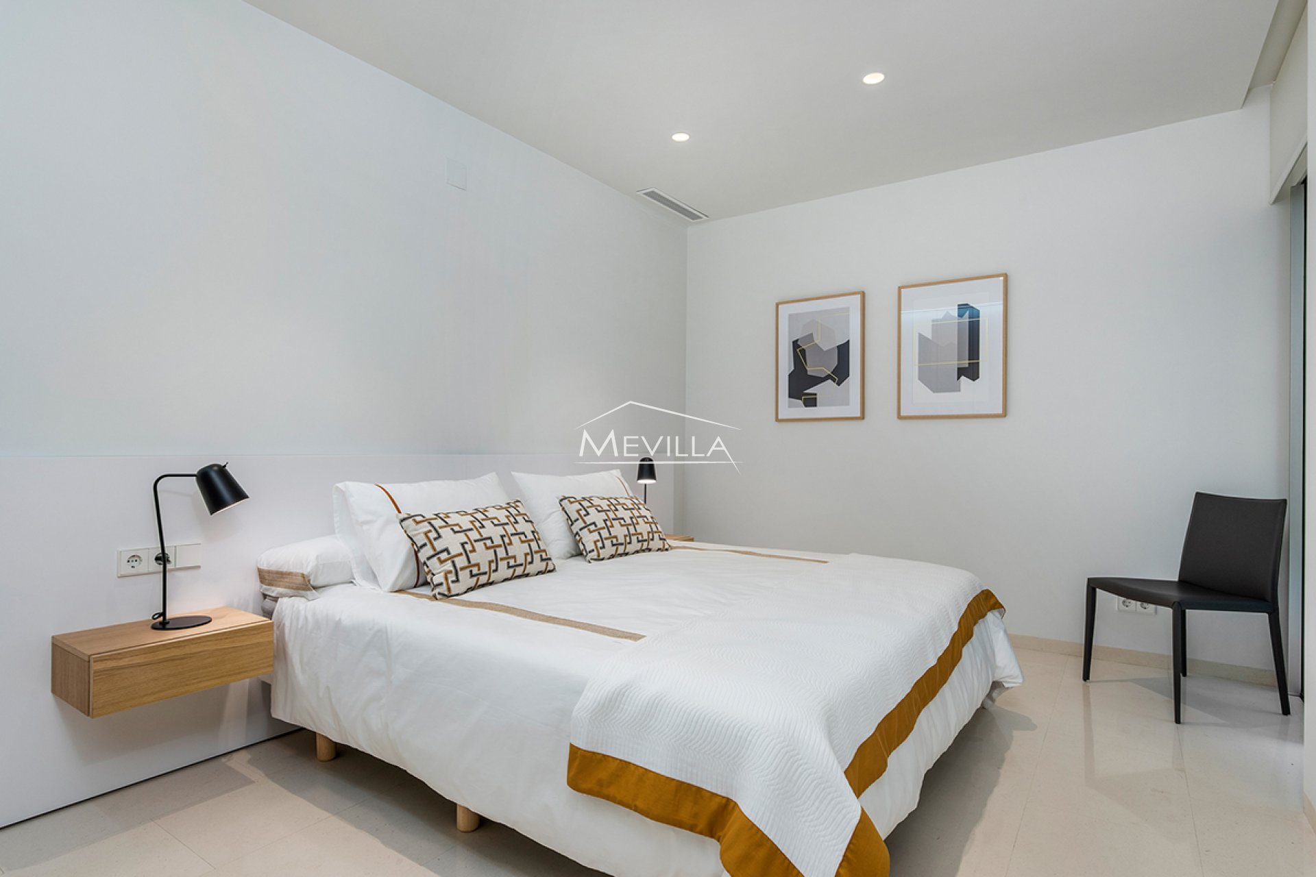 Obra nueva - Piso / Apartamento - Torrevieja