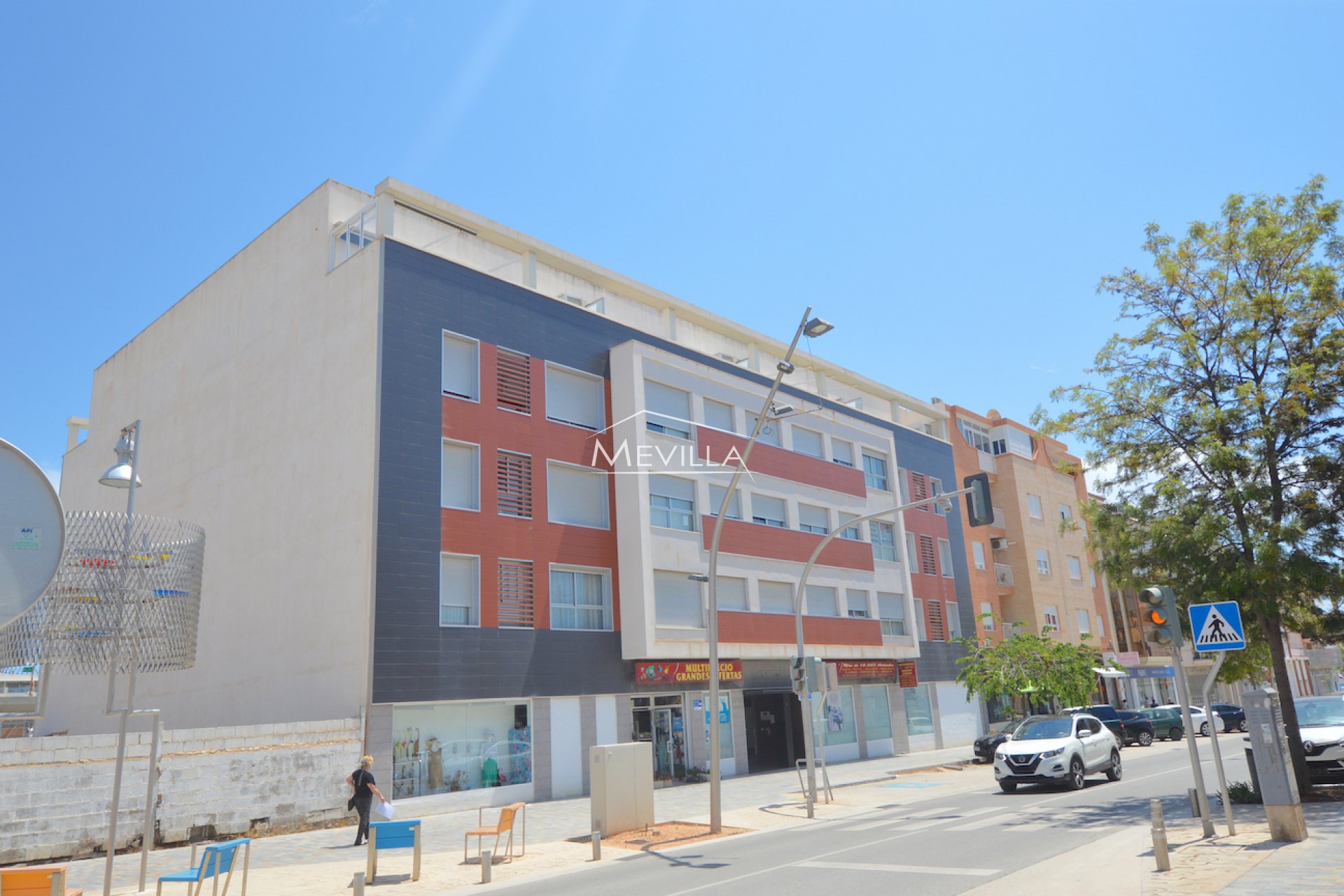 Penthouse in the heart of Pilar de la Horadada for sale.