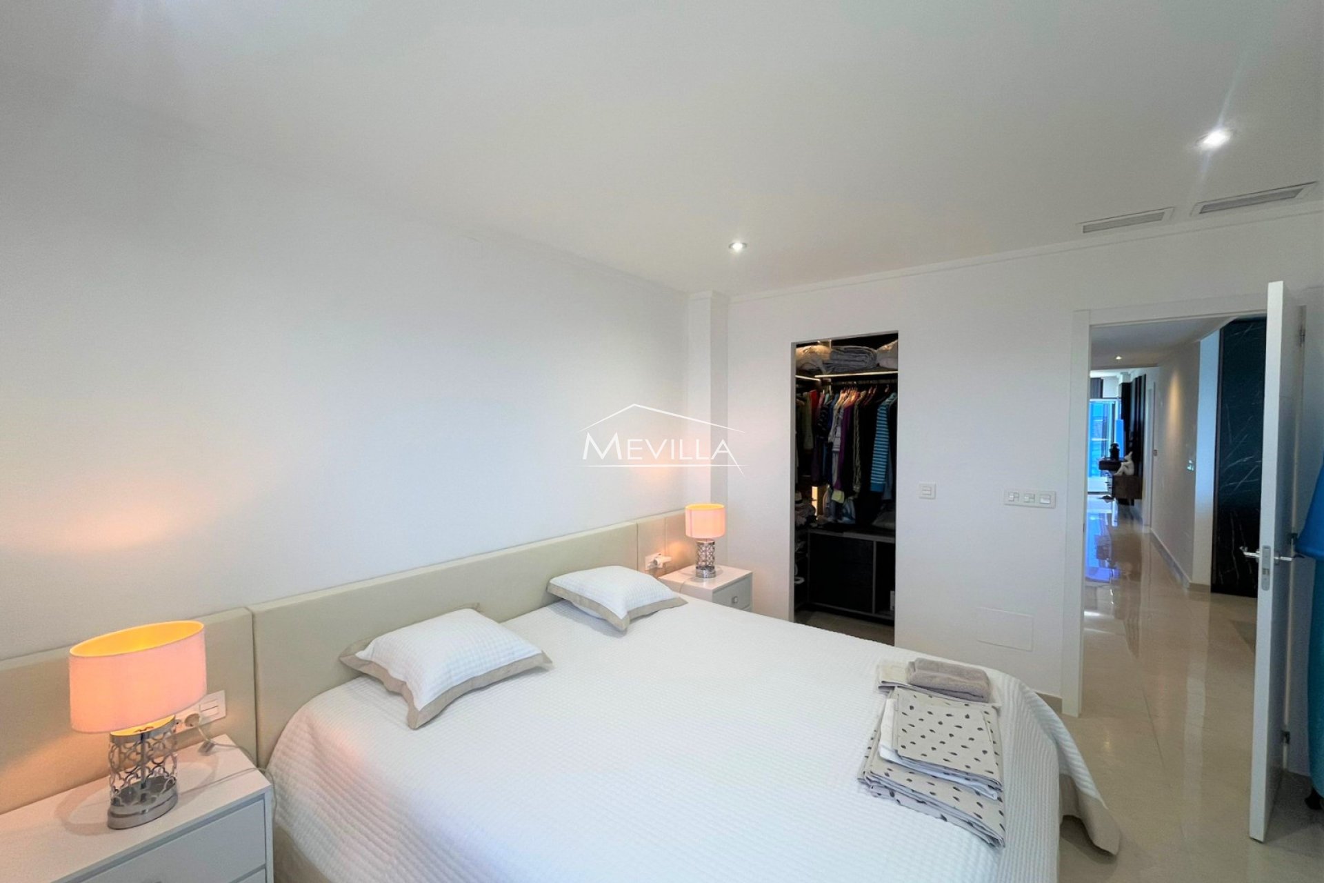 Resales - Apartment - La Manga