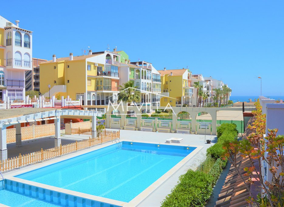 Resales - commercial - Torrevieja - La Veleta