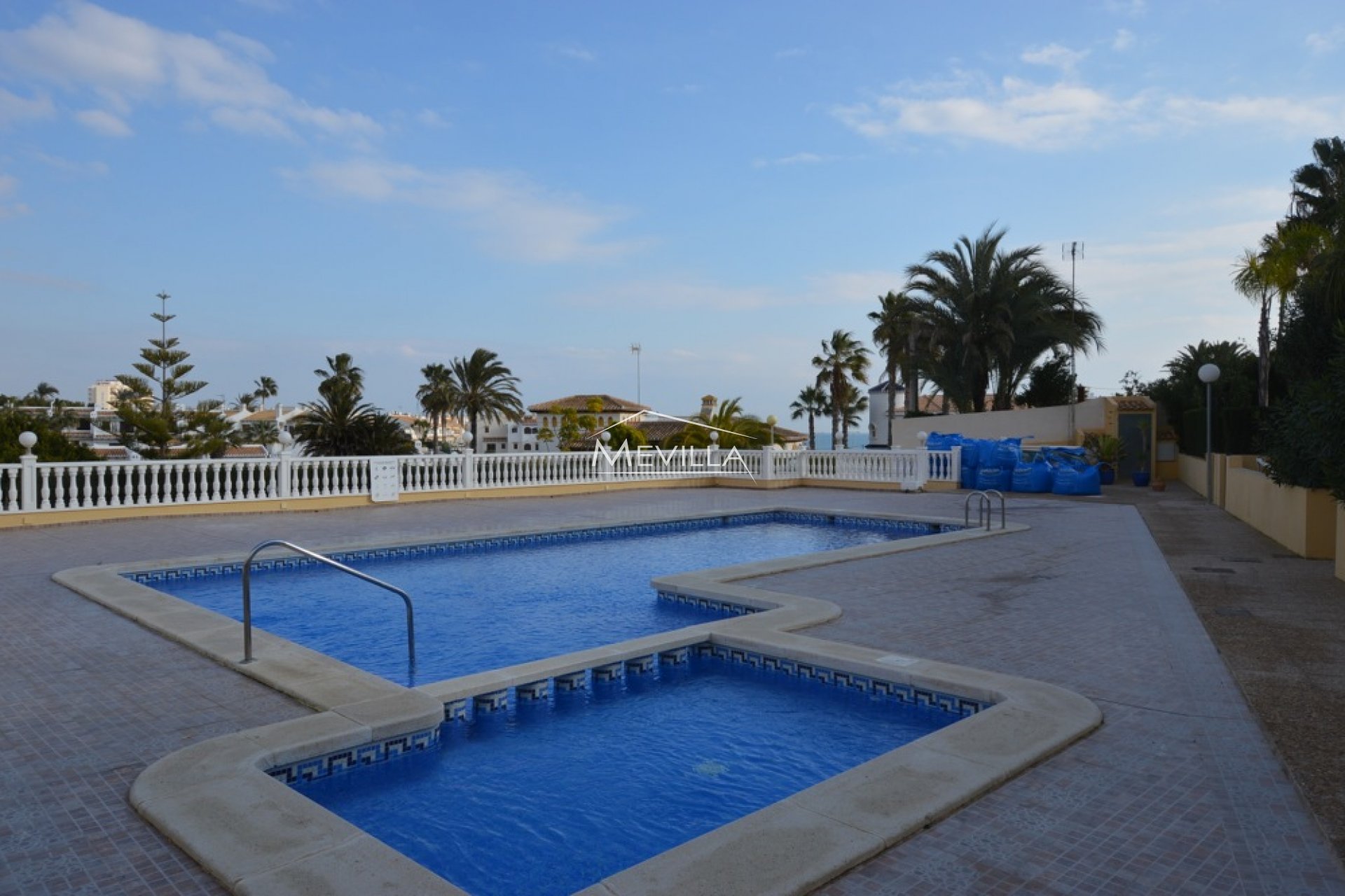 Resales - Flat / Apartment - Orihuela Costa - Cabo Roig