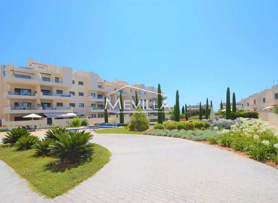 Resales - Flat / Apartment - Orihuela Costa - Villamartin