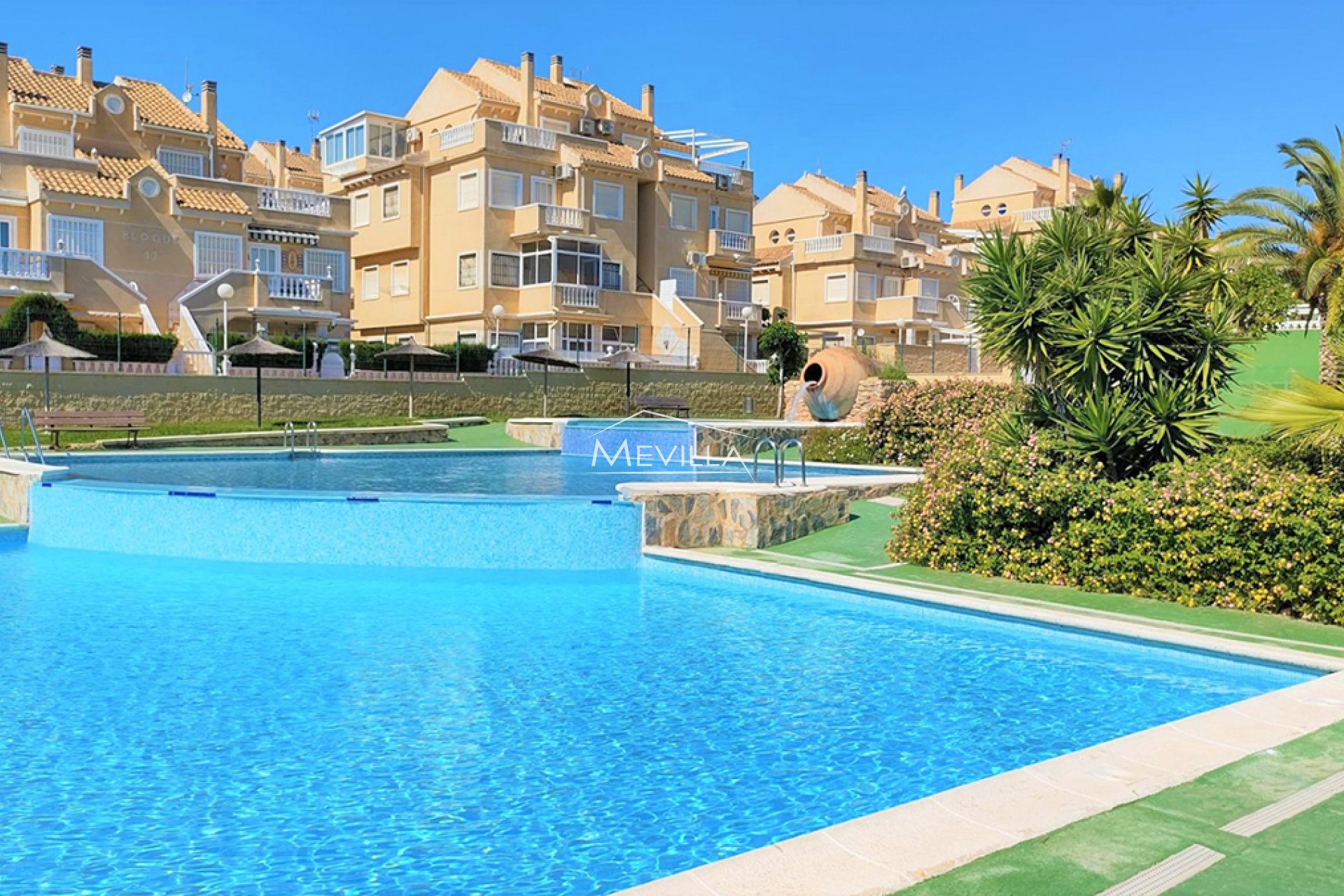 Resales - Flat / Apartment - Torrevieja - La Mata