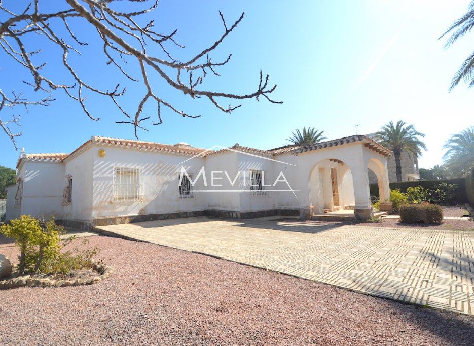 Resales - Villa - Orihuela Costa - Cabo Roig