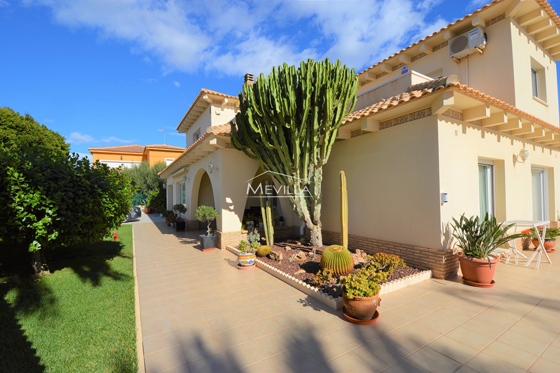 Resales - Villa - Orihuela Costa - Cabo Roig