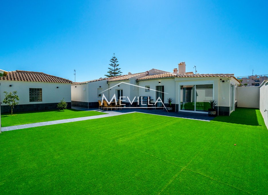 Resales - Villa - Orihuela Costa - Cabo Roig