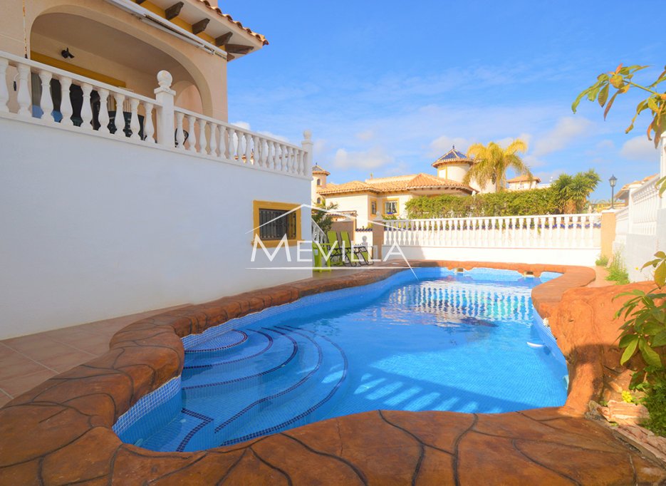 Resales - Villa - Orihuela Costa - Cabo Roig