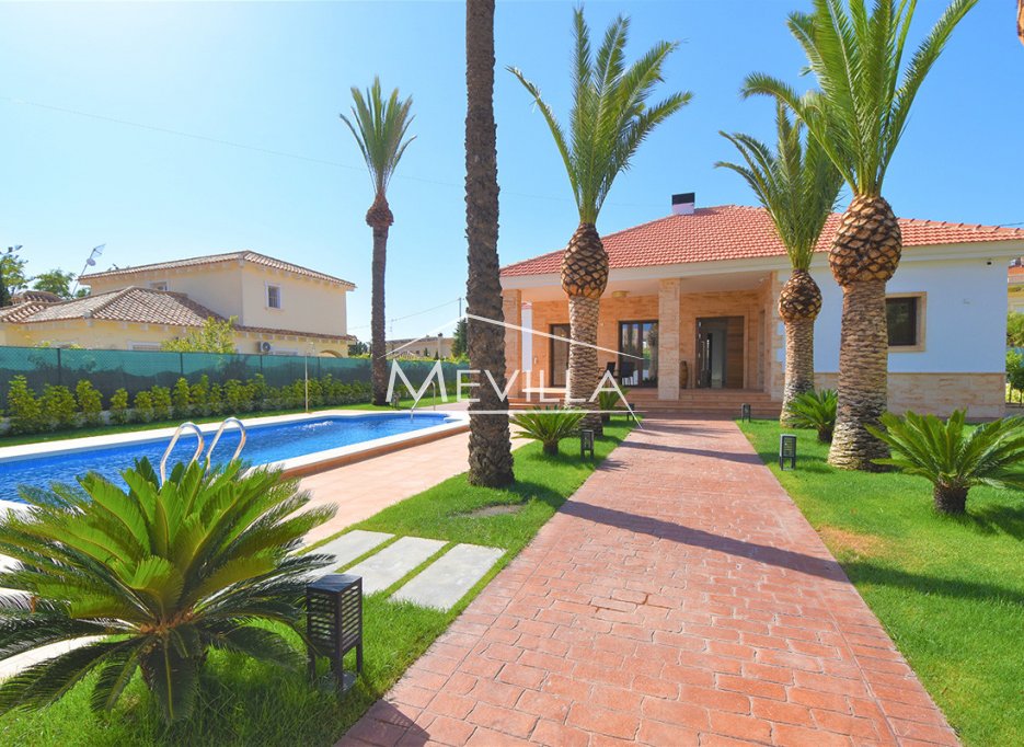 Resales - Villa - Orihuela Costa - Cabo Roig