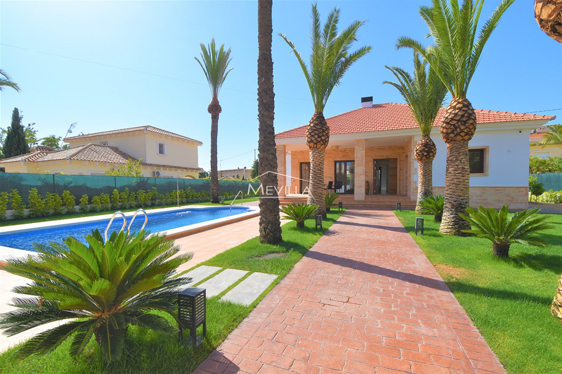 Resales - Villa - Orihuela Costa - Cabo Roig