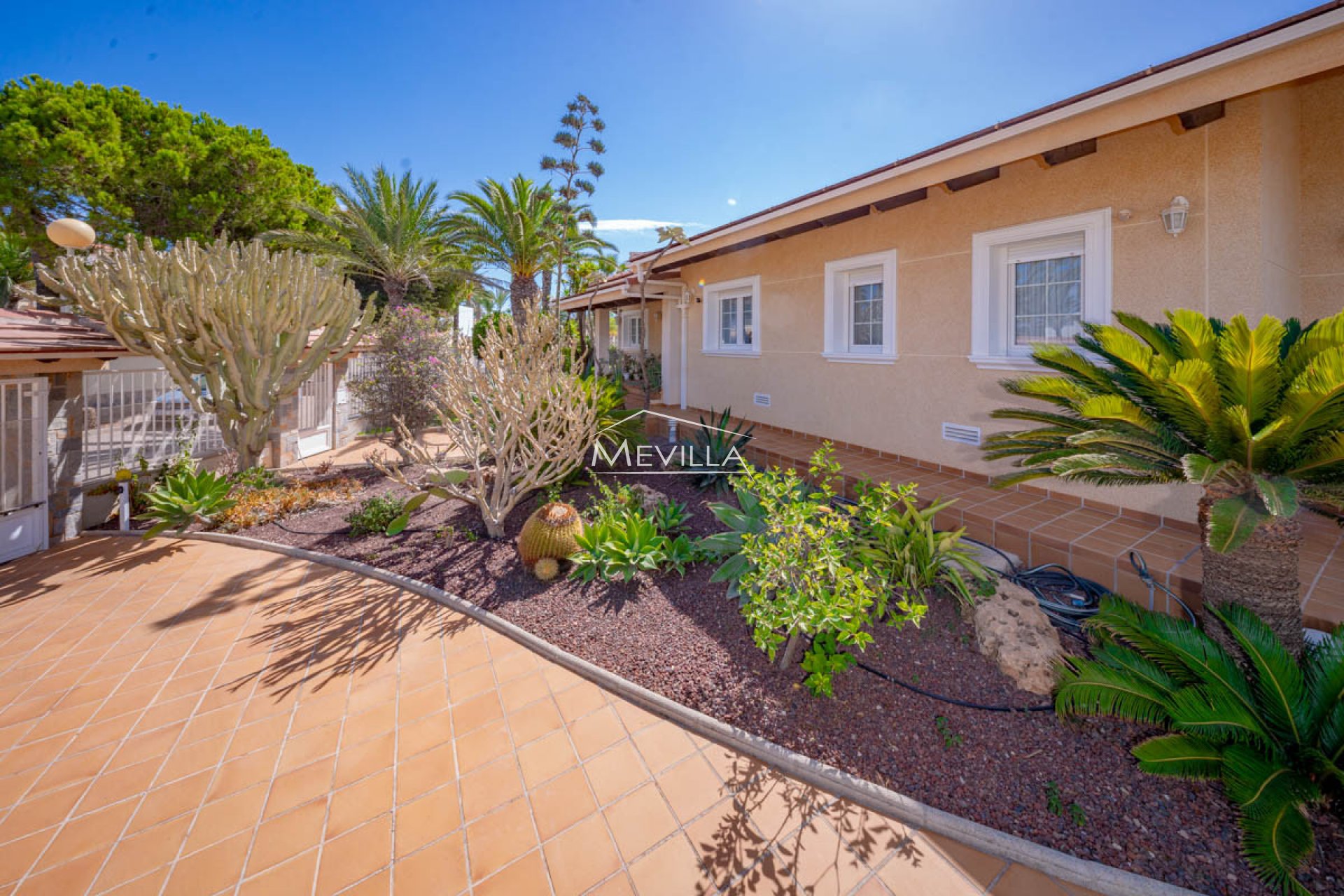 Resales - Villa - Orihuela Costa - Cabo Roig