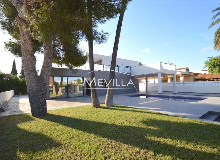 Resales - Villa - Orihuela Costa - Campoamor