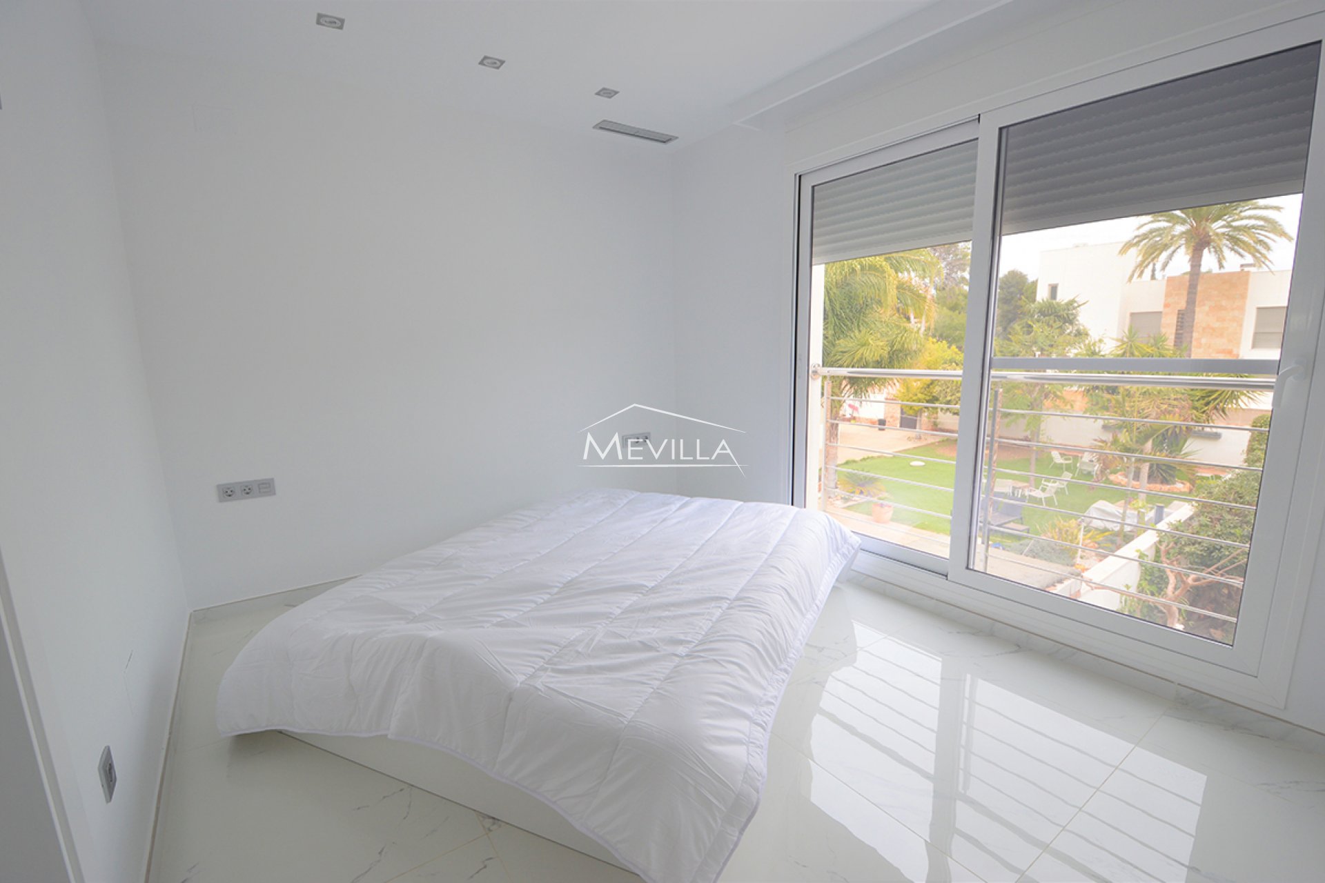 Resales - Villa - Orihuela Costa - Campoamor