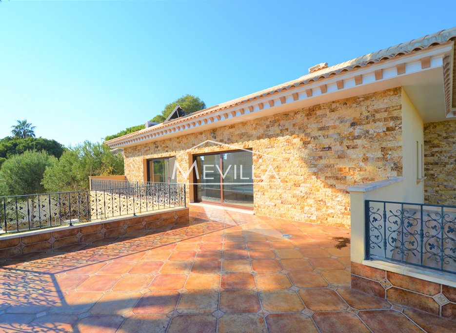 Resales - Villa - Orihuela Costa - Campoamor