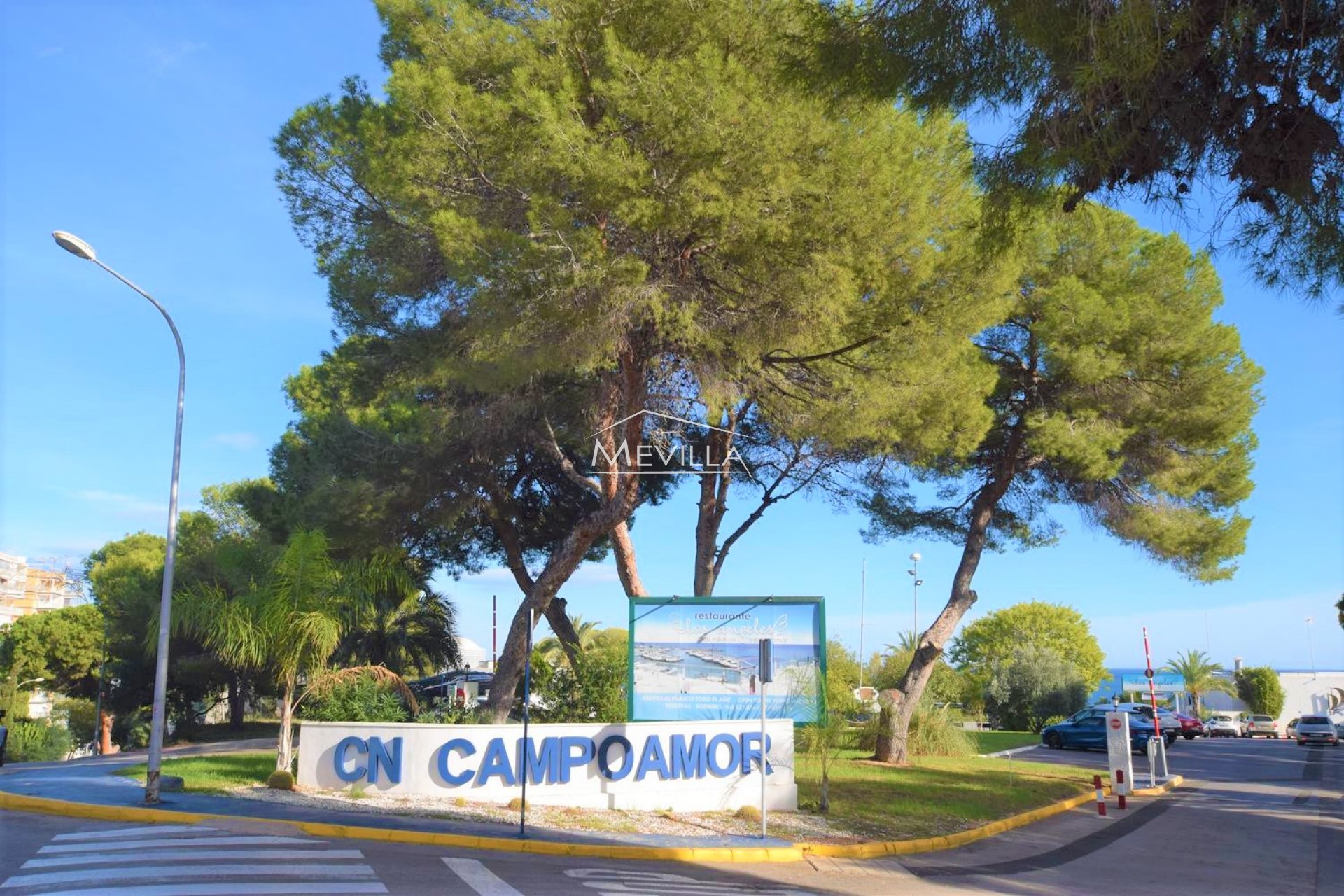 Resales - Villa - Orihuela Costa - Campoamor