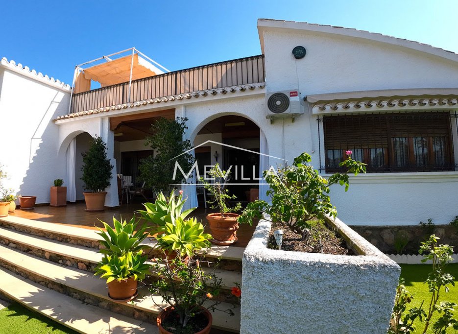 Resales - Villa - Orihuela Costa - Campoamor