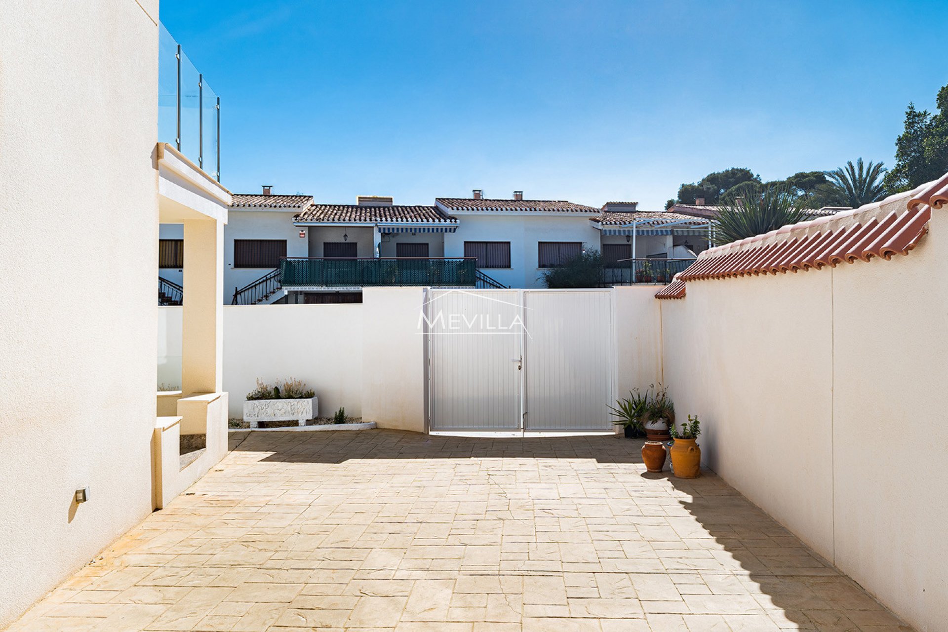 Resales - Villa - Orihuela Costa - Campoamor