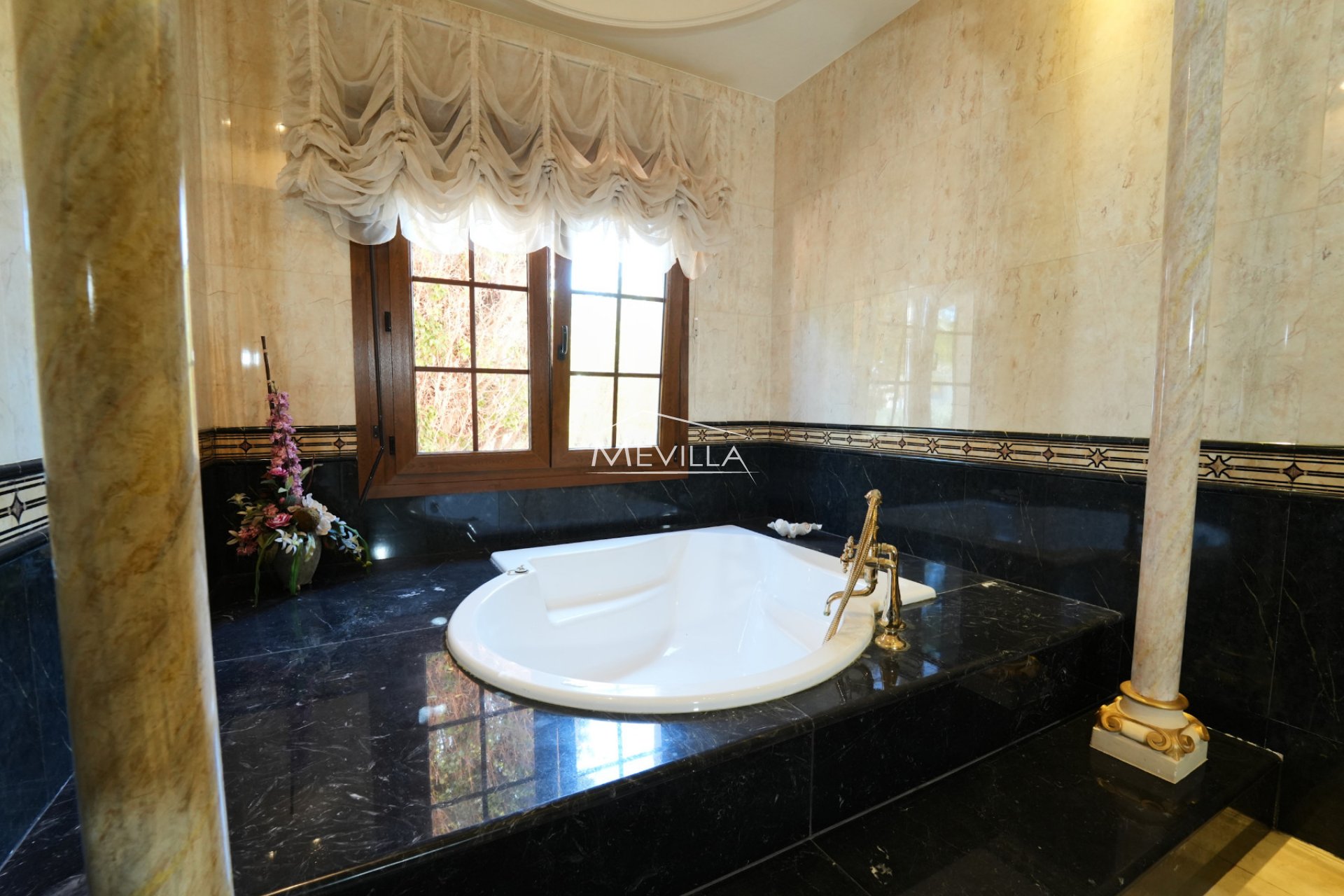 Resales - Villa - Orihuela Costa - Campoamor