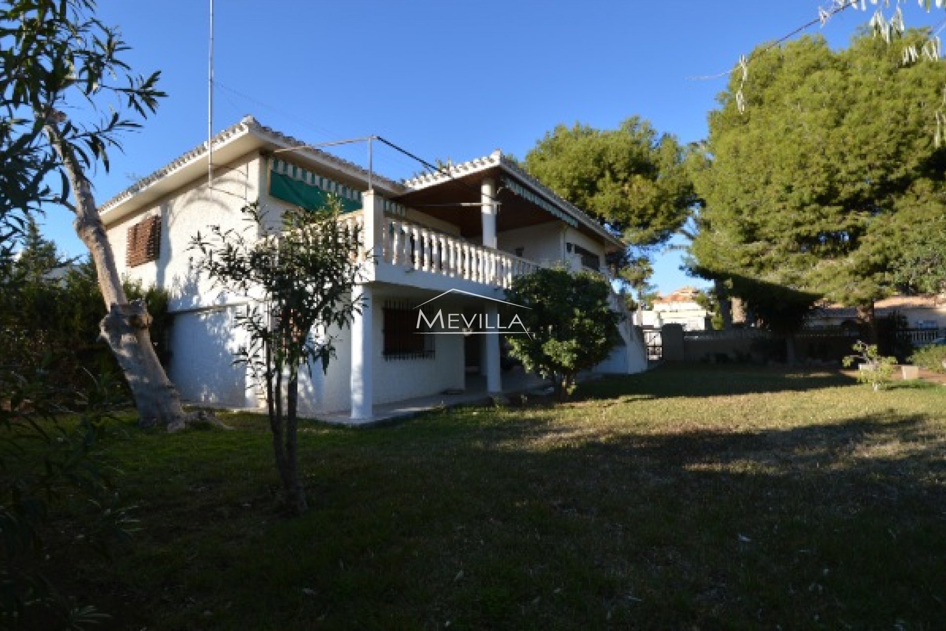 Resales - Villa - Orihuela Costa - La Zenia