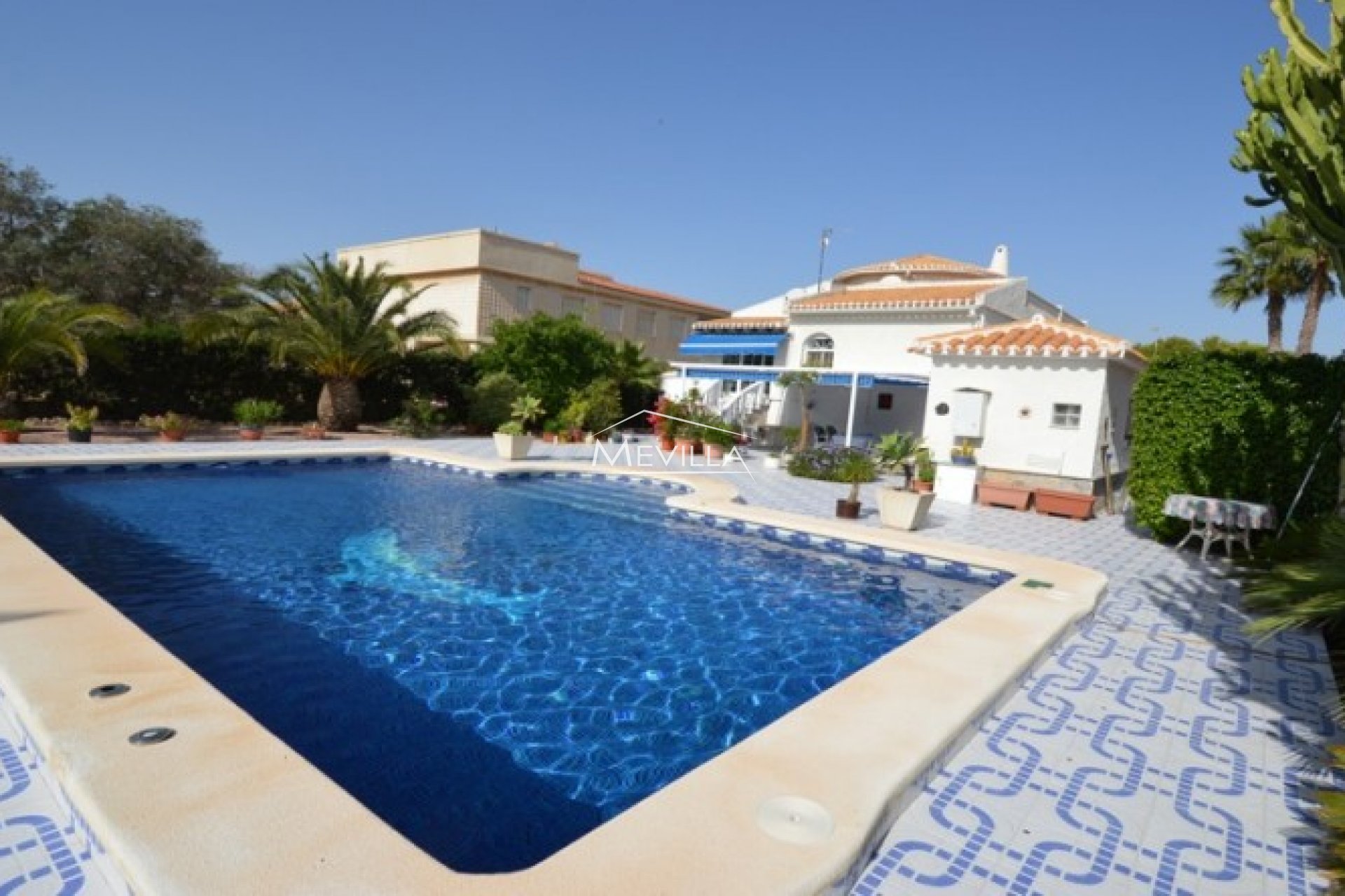 Resales - Villa - Orihuela Costa - La Zenia