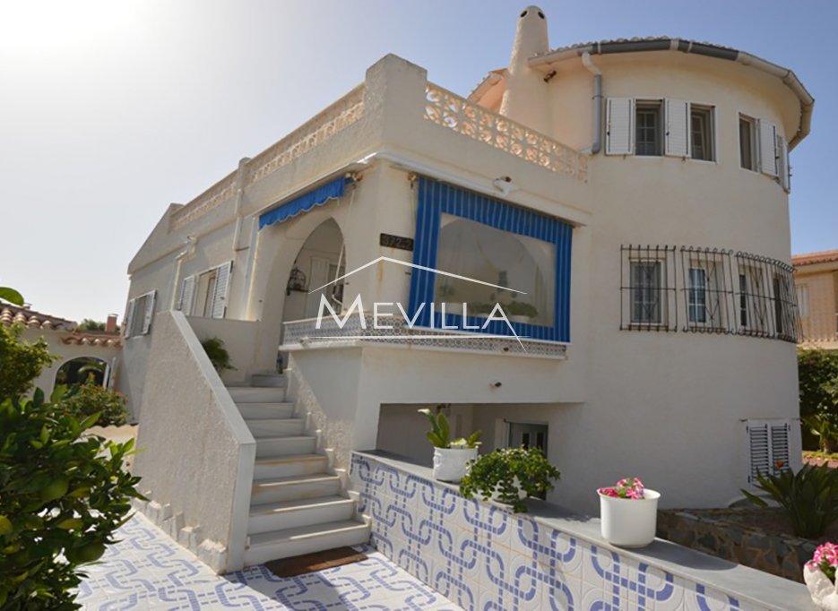 Resales - Villa - Orihuela Costa - La Zenia