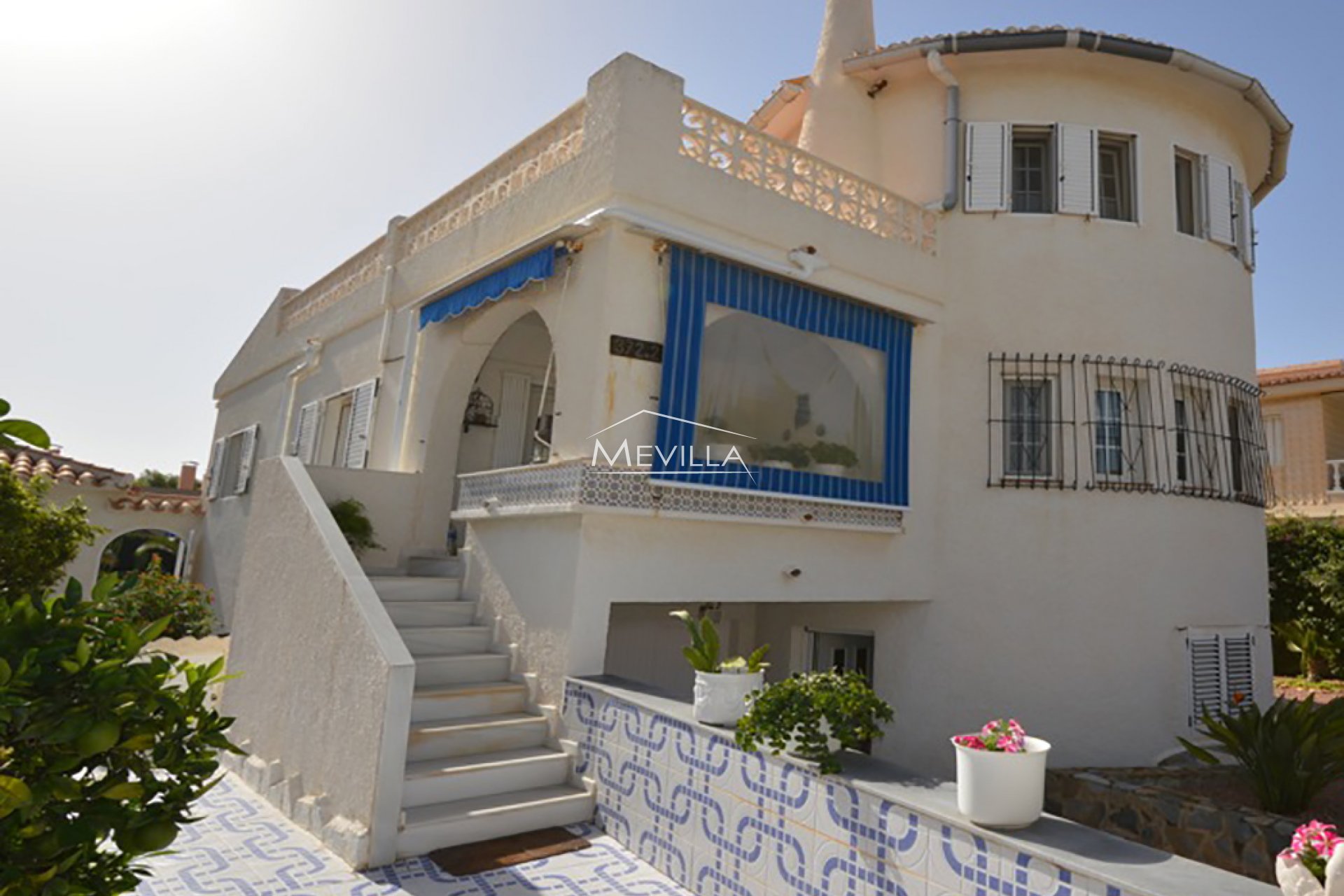 Resales - Villa - Orihuela Costa - La Zenia