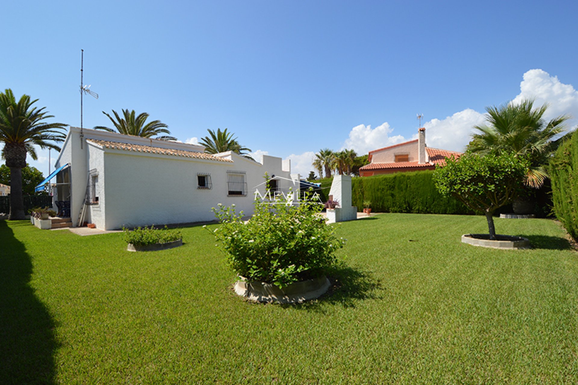 Resales - Villa - Orihuela Costa - La Zenia