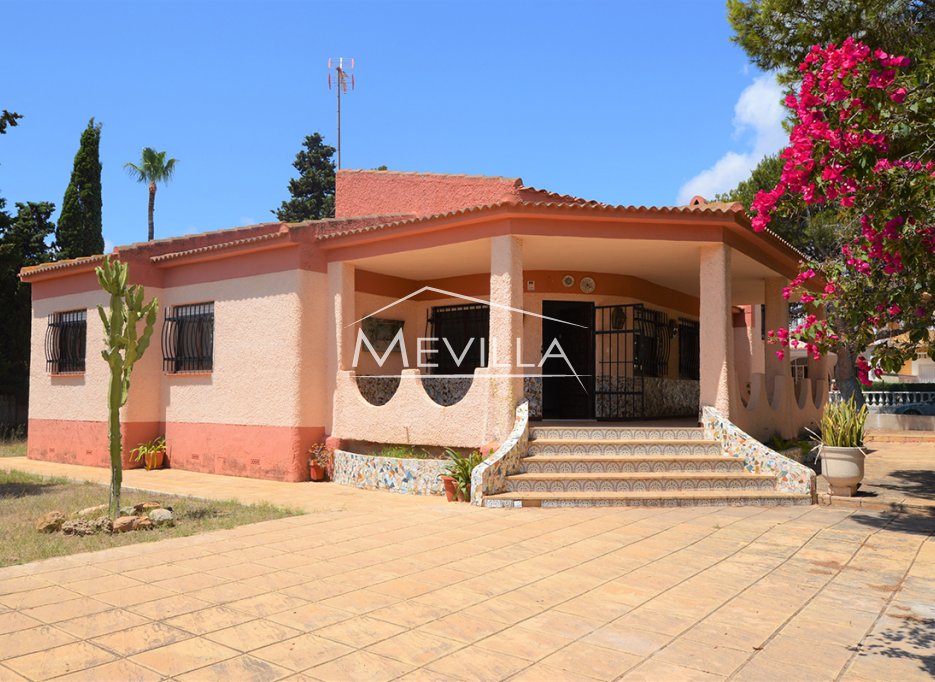 Resales - Villa - Orihuela Costa - La Zenia