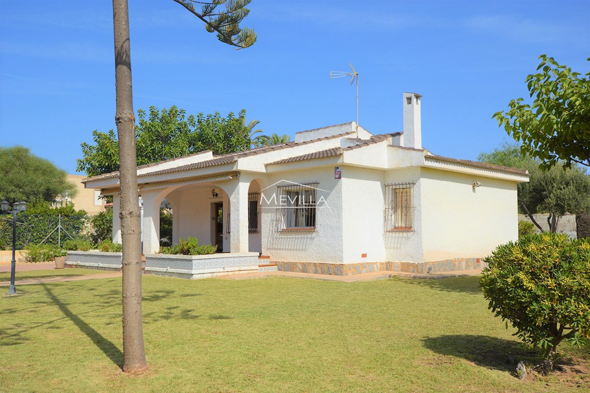 Resales - Villa - Orihuela Costa - La Zenia