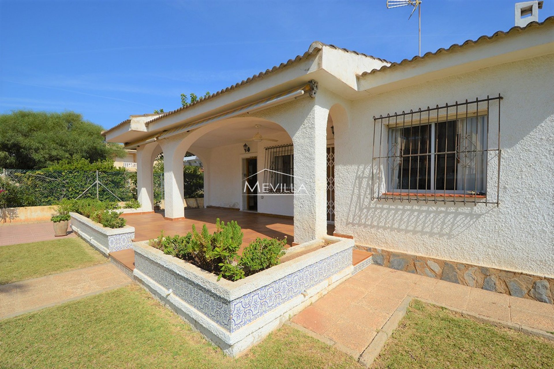 Resales - Villa - Orihuela Costa - La Zenia