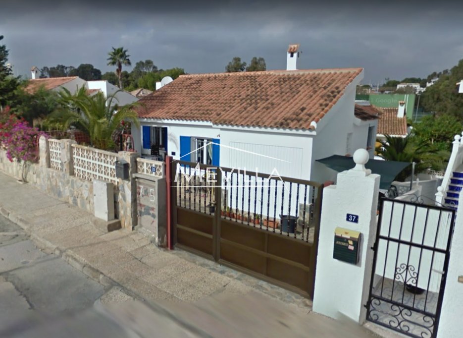 Resales - Villa - Orihuela Costa - La Zenia