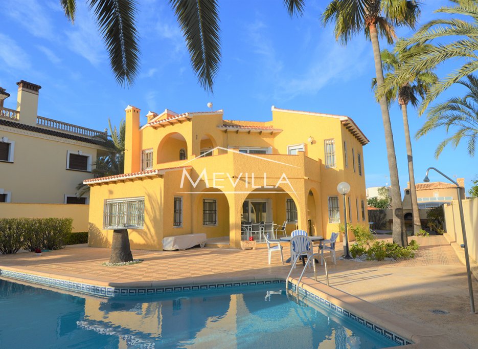 Resales - Villa - Orihuela Costa - La Zenia