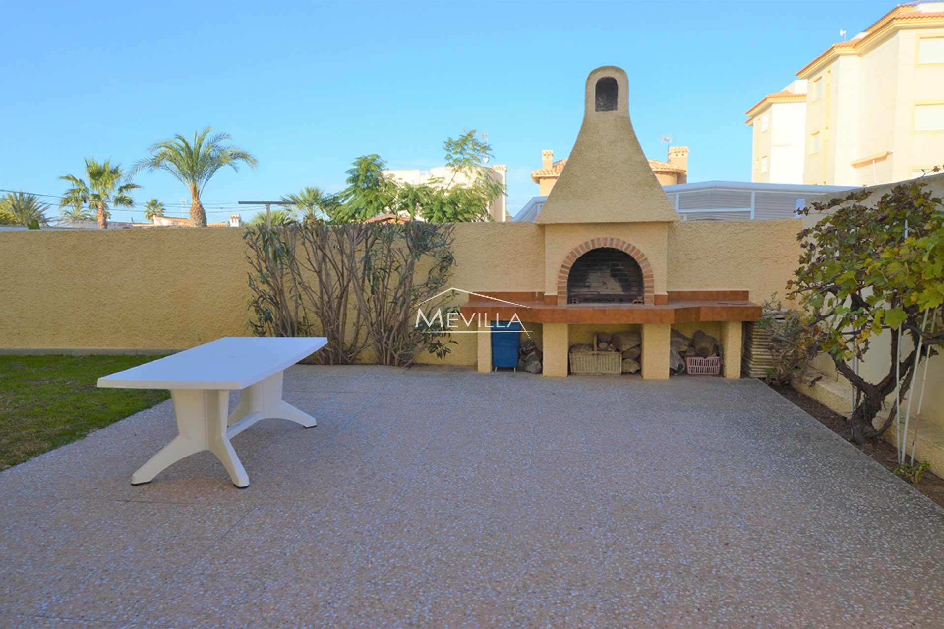 Resales - Villa - Orihuela Costa - La Zenia