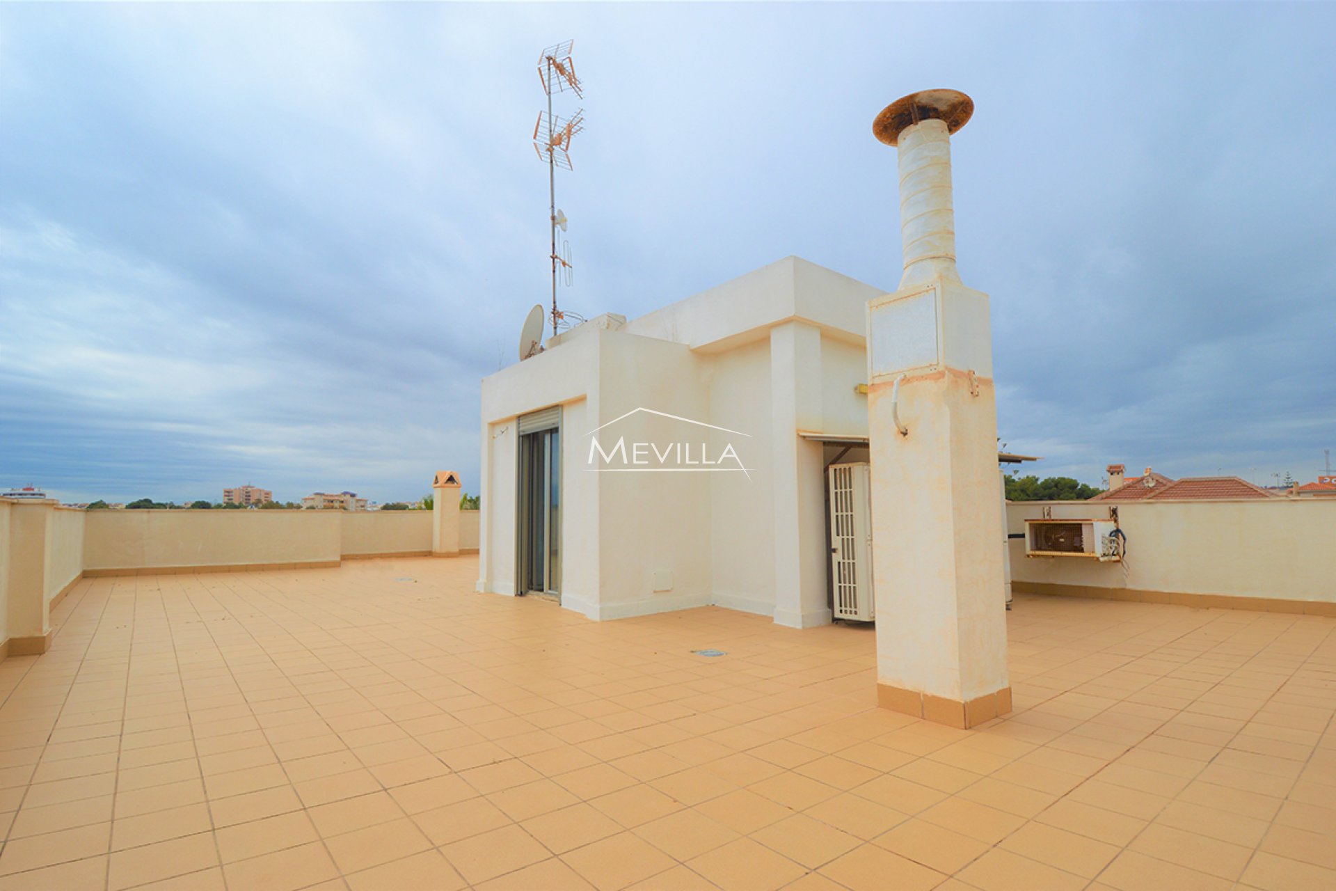 Resales - Villa - Orihuela Costa - La Zenia