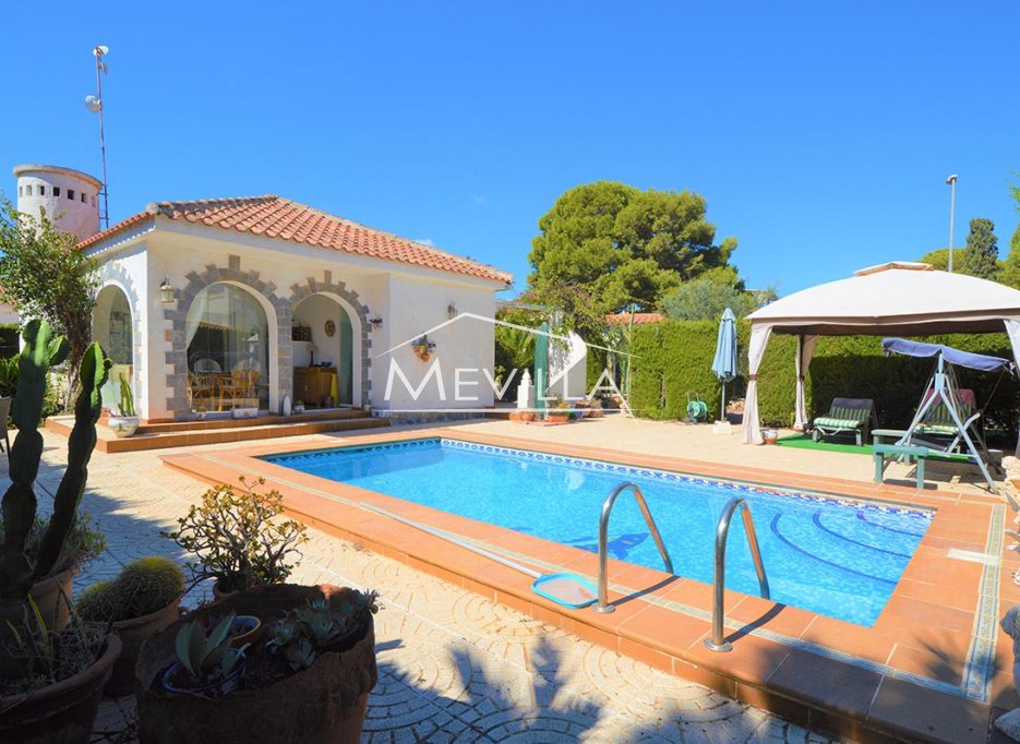 Resales - Villa - Orihuela Costa - La Zenia