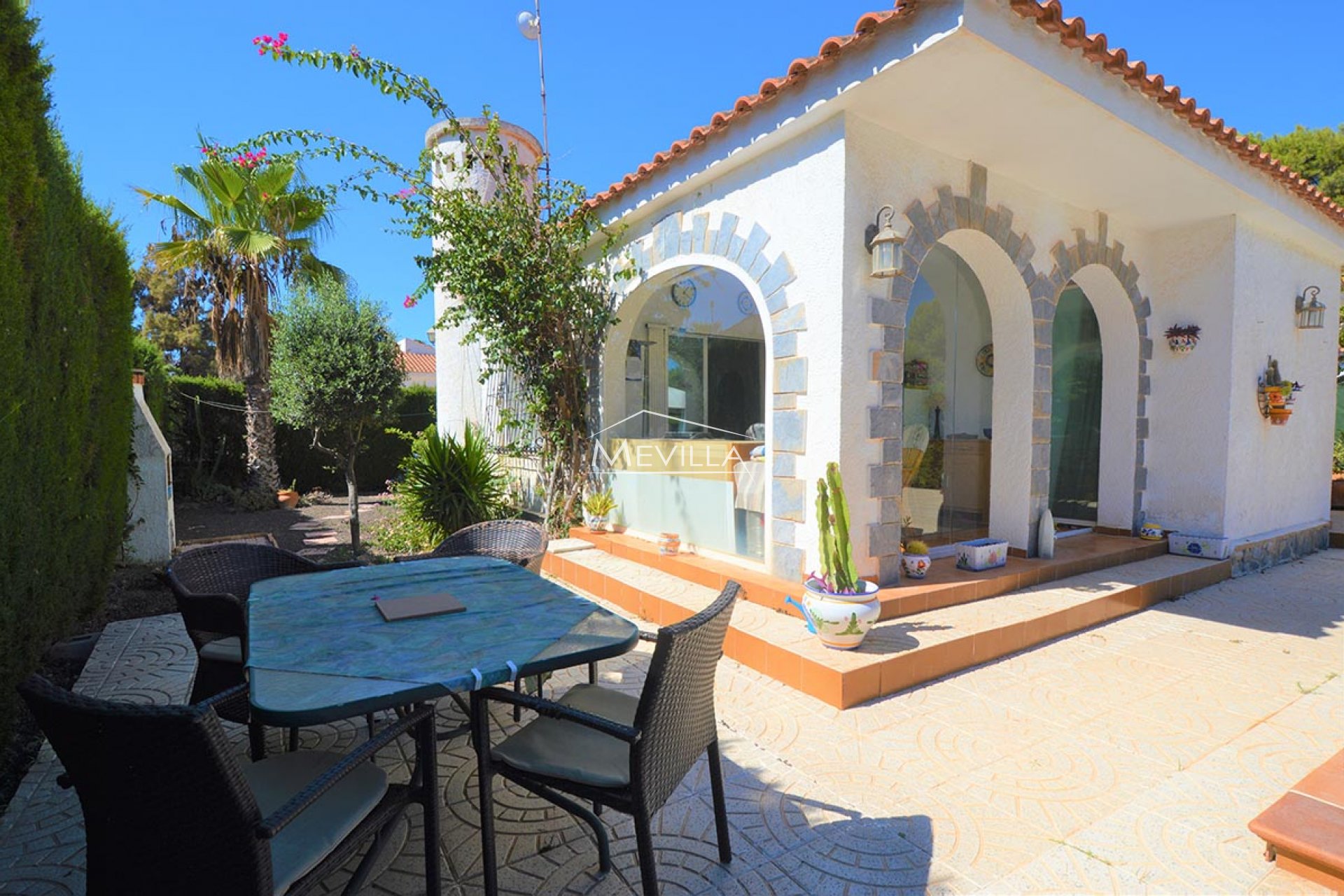 Resales - Villa - Orihuela Costa - La Zenia