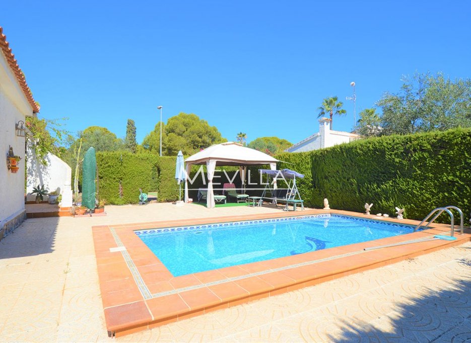 Resales - Villa - Orihuela Costa - La Zenia