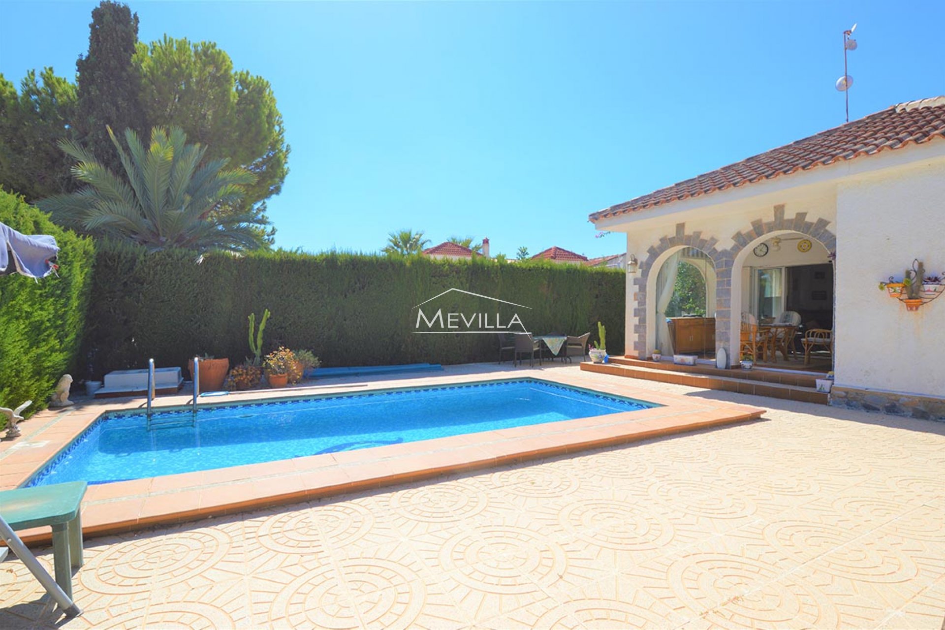 Resales - Villa - Orihuela Costa - La Zenia