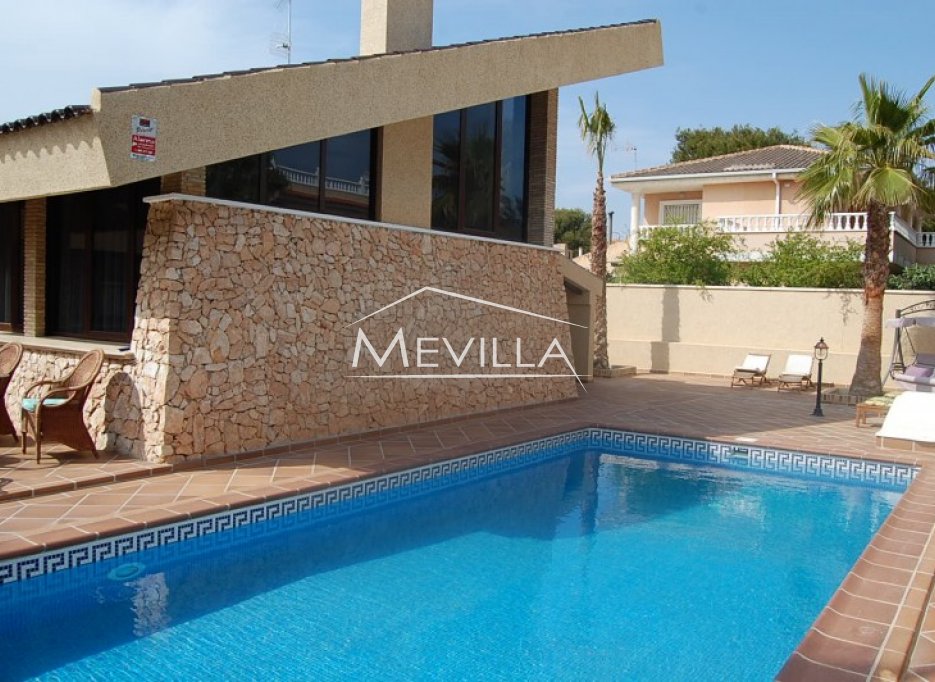 Resales - Villa - Orihuela Costa - La Zenia