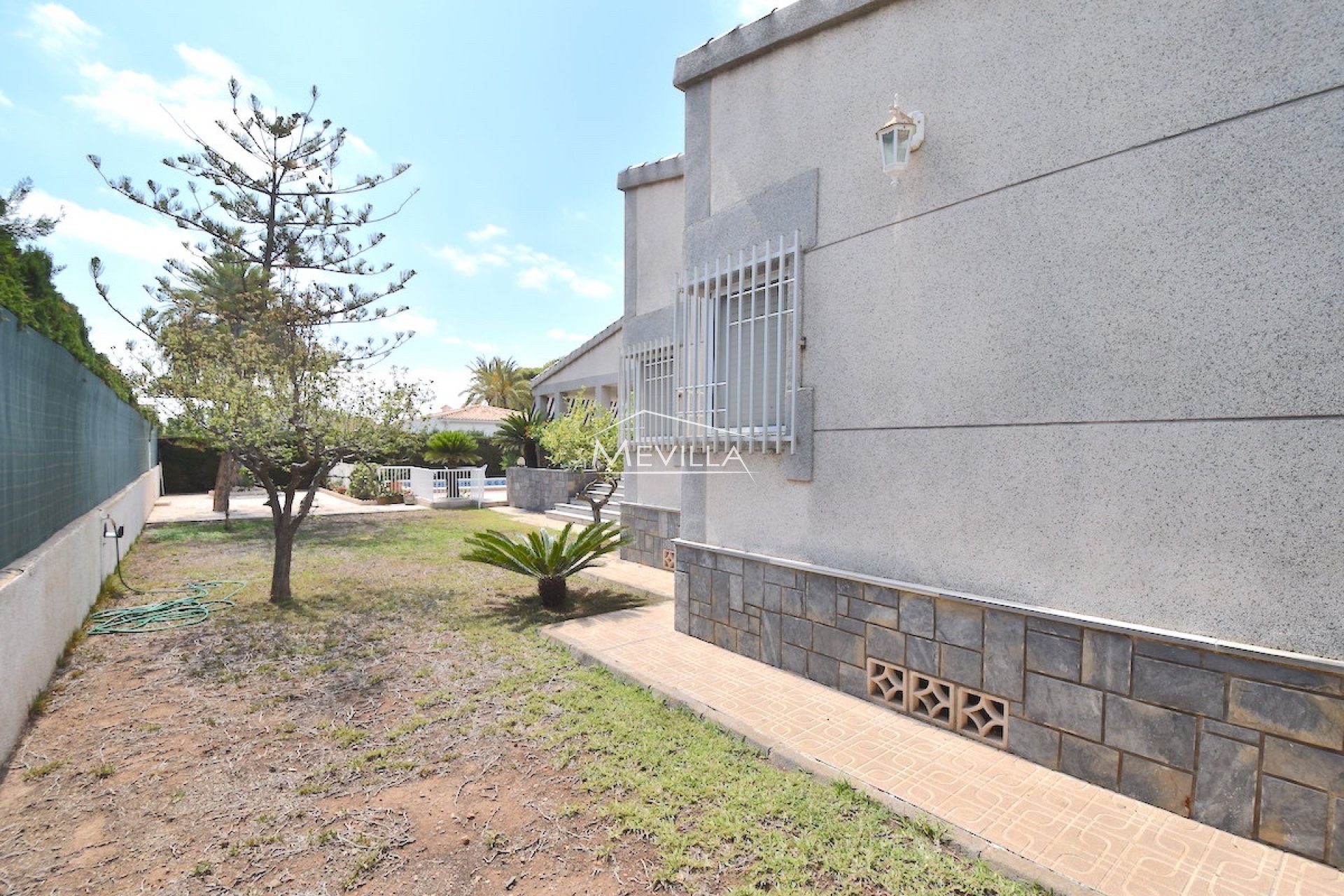 Resales - Villa - Orihuela Costa - La Zenia
