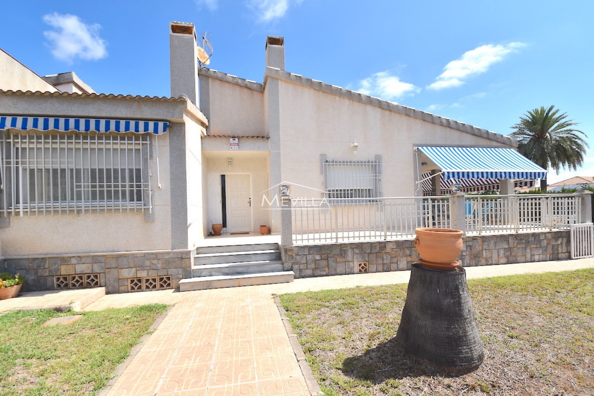 Resales - Villa - Orihuela Costa - La Zenia