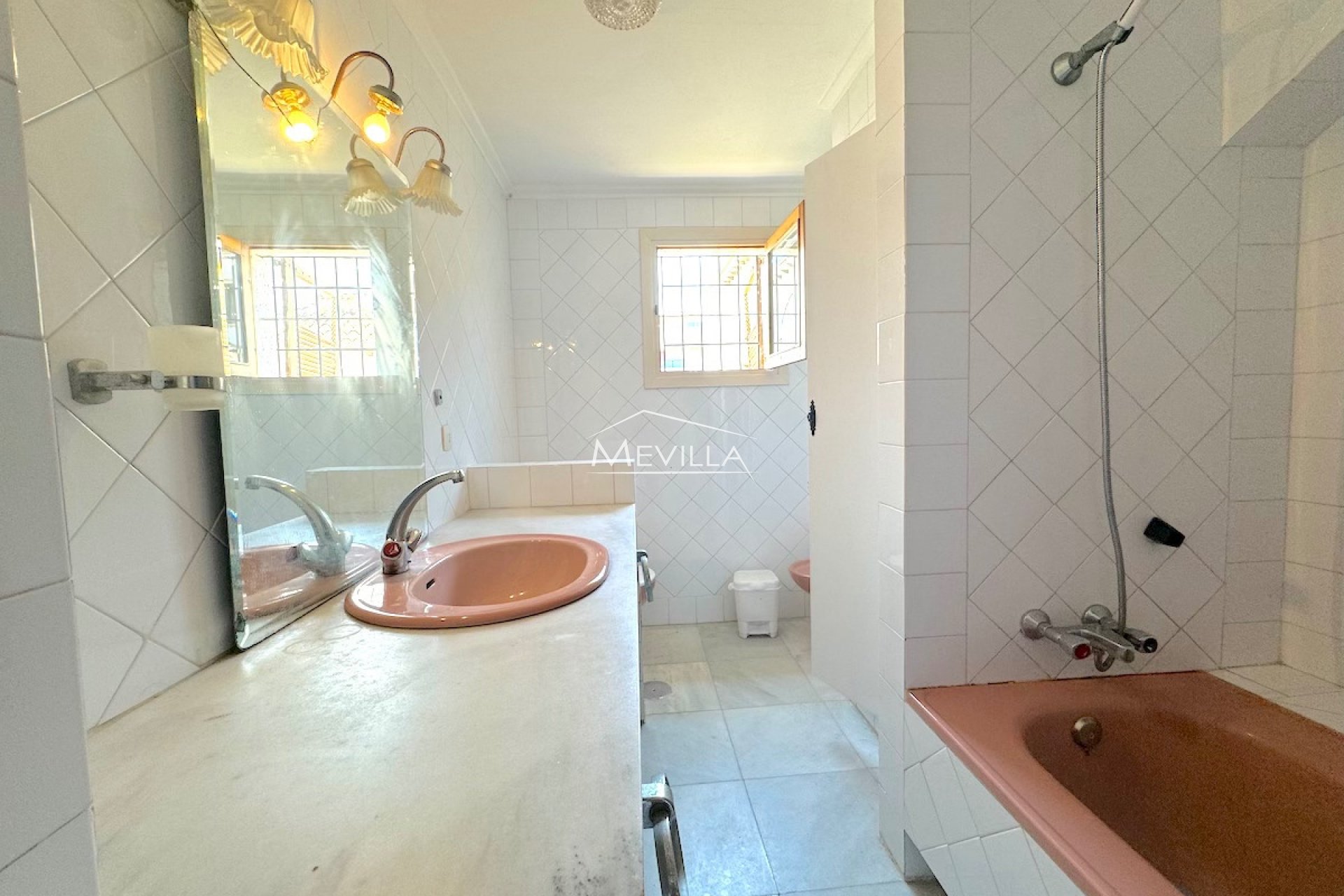 Resales - Villa - Orihuela Costa - La Zenia